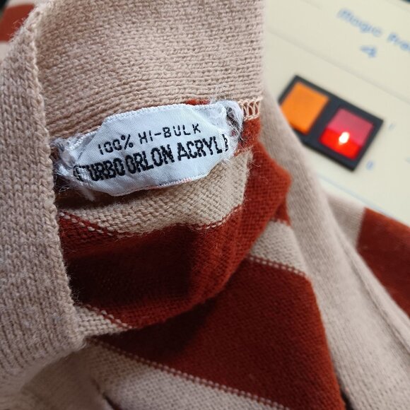 Medium True Vintage Sleeveless Striped Button-Up Sweater Vest Top 1970's Boho - Picture 6 of 6